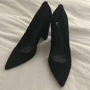 LIKE NEW Marc Fischer Zala Heels